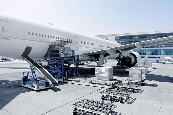 Flexible Fertigungs- und Logistikstrategie RRC verfügt über eine ausgeklügelte Logistikstrategie für weltweite Lieferungen.