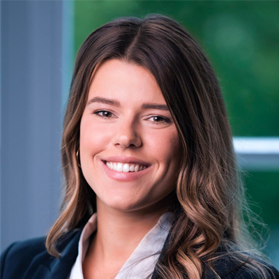 Ihre Ansprechpartnerin bei RRC: Pauline Richter, HR Business Partner Ihre Ansprechpartnerin bei RRC: Pauline Richter, HR Business Partner