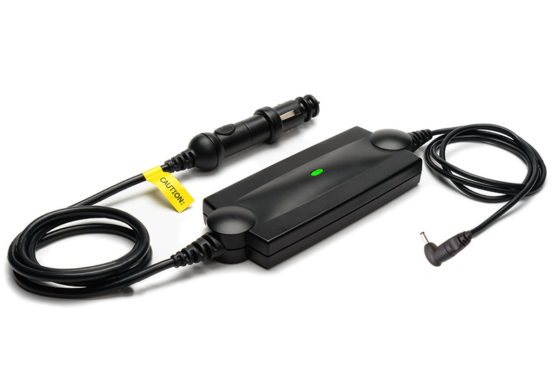 120 Watt Auto-Adapter CAR120U Der 120 Watt Auto-Adapter CAR120U für Pkws, Lkws und Flugzeuge.